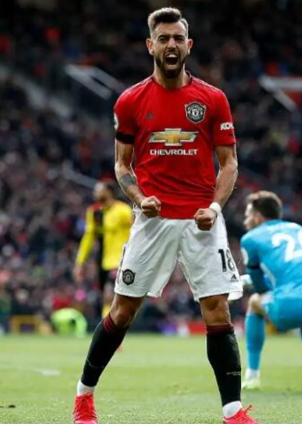 B費續(xù)約與轉(zhuǎn)會傳聞：曼聯(lián)隊長的堅守與抉擇