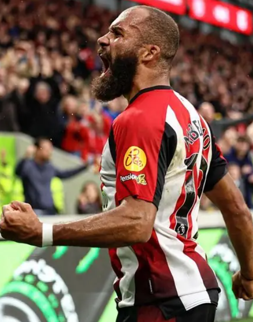 2025 - 2026賽季英超第9輪：<a  style='color: blue;'>姆伯莫</a>榮膺最佳球員