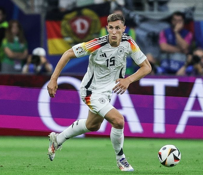 多特防線告急：施洛特貝克或缺戰(zhàn)曼城，球隊前景蒙陰