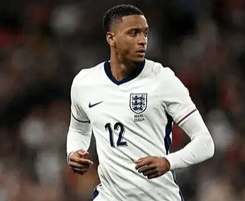 利物浦主場奏凱維拉雖敗猶榮，孔薩坦言失誤受懲需保持信心