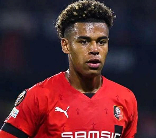 <a href='https://www.www.162175.com/news/tag/1124.html' style='color: blue;'>巴黎圣日耳曼</a>前鋒杜埃復(fù)出時間成謎：傷情與回歸預(yù)期分析