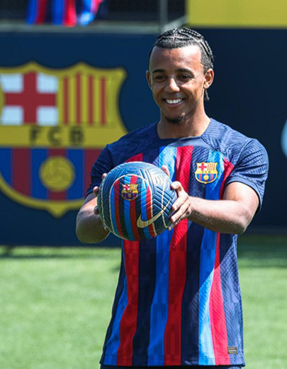 <a href='https://www.www.162175.com/news/tag/258.html' style='color: blue;'>巴薩</a>后防變數(shù)：孔德訓(xùn)練未完成，加西亞或臨危受命