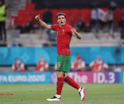 熱刺有意永久簽下外租中場(chǎng)帕利尼亞，與拜仁開啟談判