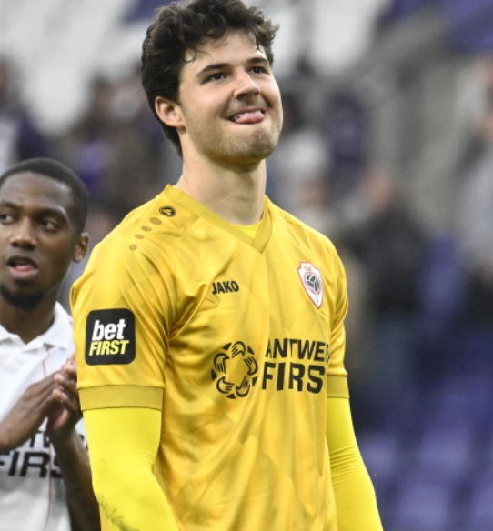 本·福斯特評(píng)曼聯(lián)門將拉門斯：特質(zhì)初顯與潛力待察