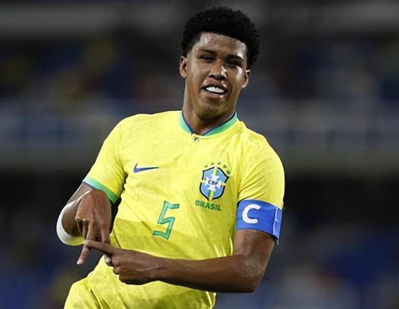 安德烈·桑托斯賽前發(fā)聲：談成長、夢想與國家隊(duì)征程