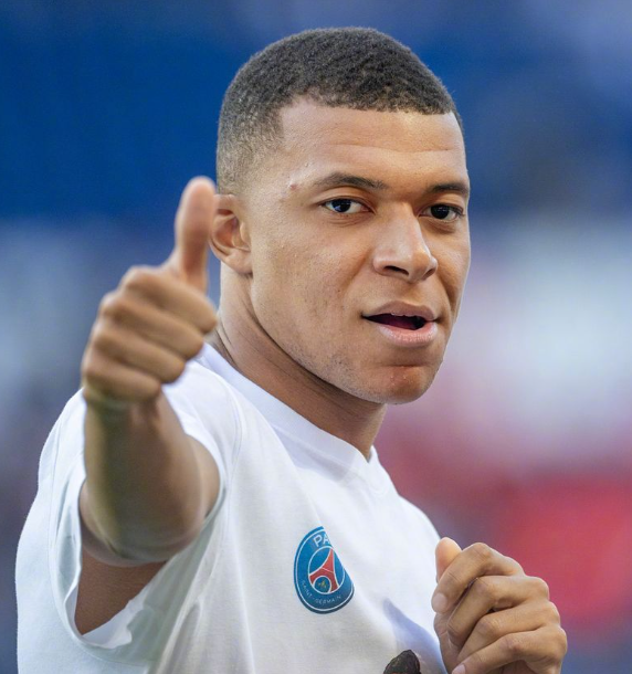 法國(guó)隊(duì)世預(yù)賽晉級(jí)后：德尚暢談晉級(jí)感受、世界杯展望與球隊(duì)