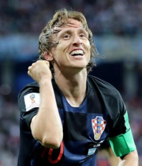 克羅地亞世預(yù)賽晉級(jí)，米蘭官方盛贊莫德里奇