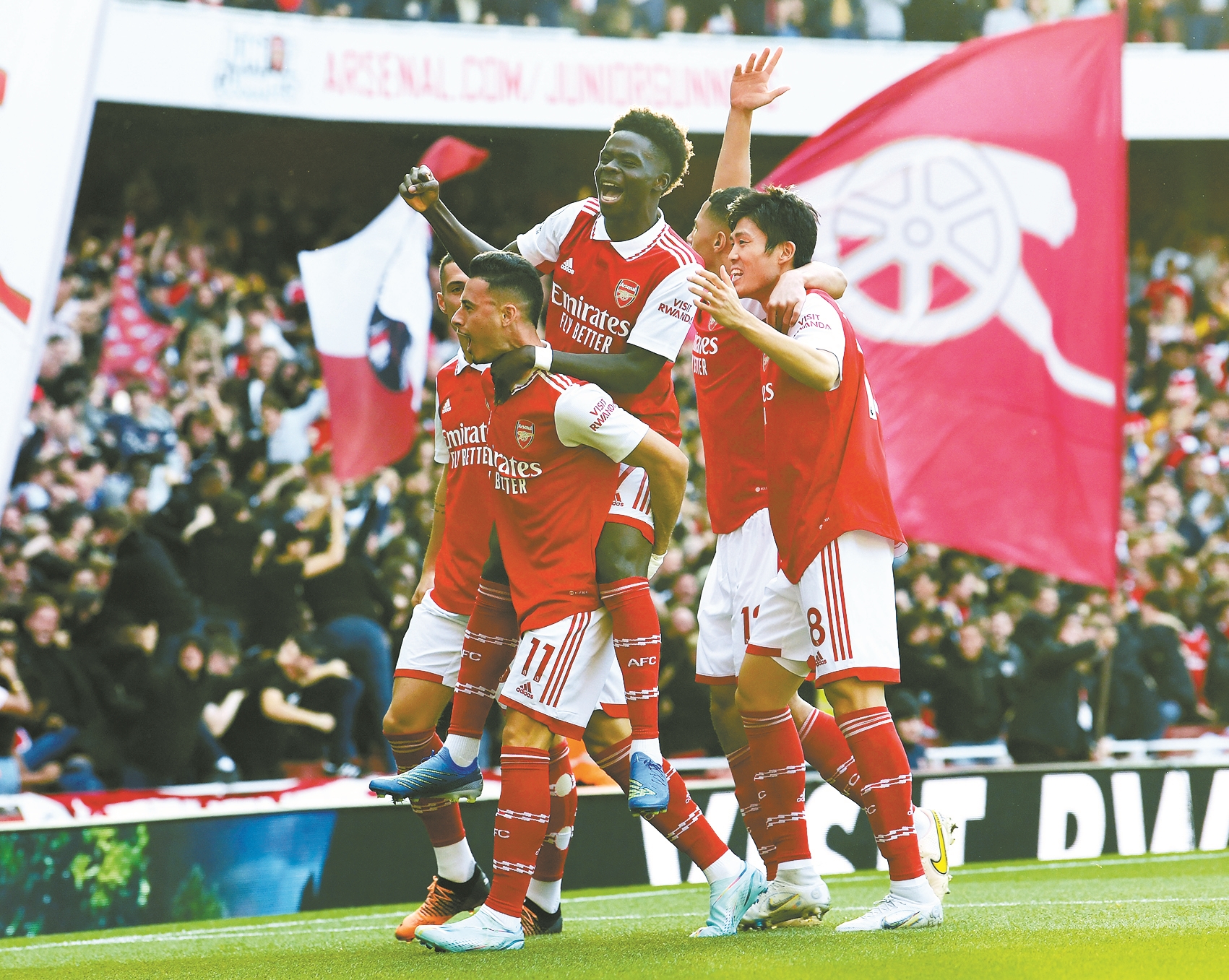 槍手歐冠狂飆：青春風暴鑄就鋼鐵防線