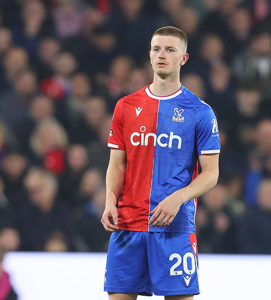 曼聯(lián)中場困局：約克剖析亞當(dāng)·沃頓與探尋解決之道