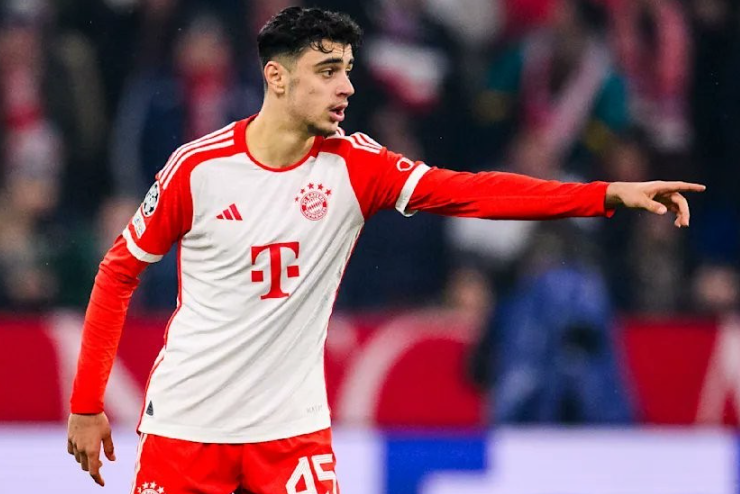 拜仁逆轉(zhuǎn)弗賴(lài)堡：帕夫洛維奇談賽場(chǎng)得失與<a  style='color: blue;'>歐冠</a>備戰(zhàn)