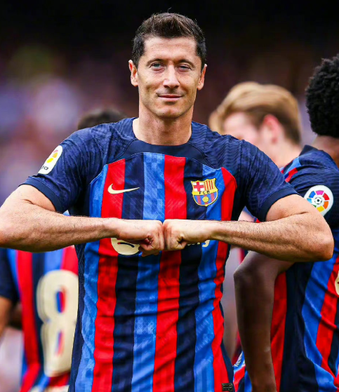 萊萬新諾坎普首秀破門，續(xù)寫<a href='https://www.www.162175.com/news/tag/258.html' style='color: blue;'>巴薩</a>傳奇篇章