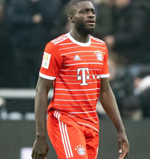 拜仁逆轉(zhuǎn)取勝后于帕梅卡諾談未來：無關(guān)金錢，專注當(dāng)下