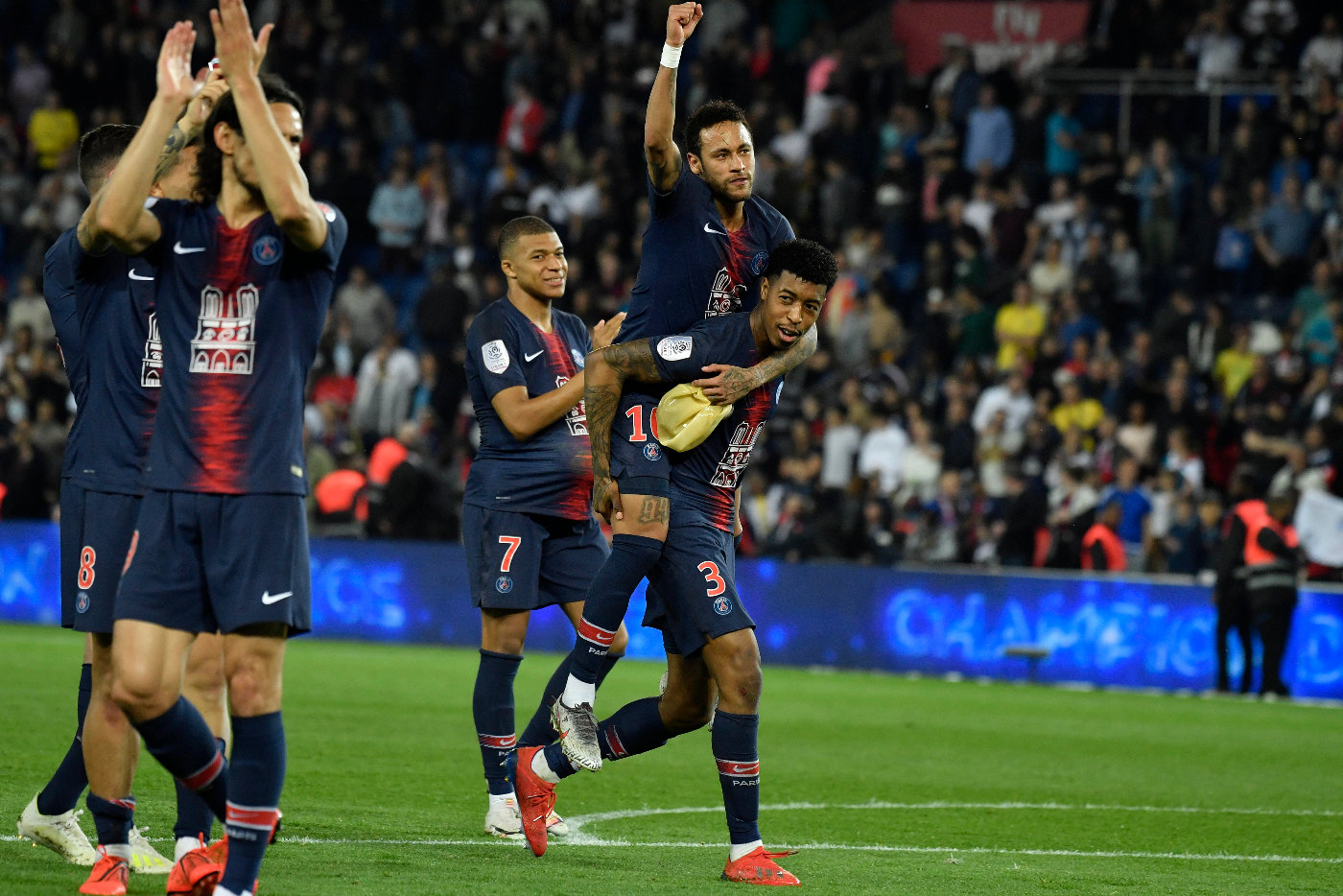 <a href='https://www.www.162175.com/news/tag/1124.html' style='color: blue;'>巴黎圣日耳曼</a>：歐冠征途上的榮耀征伐與堅韌抗?fàn)? width=