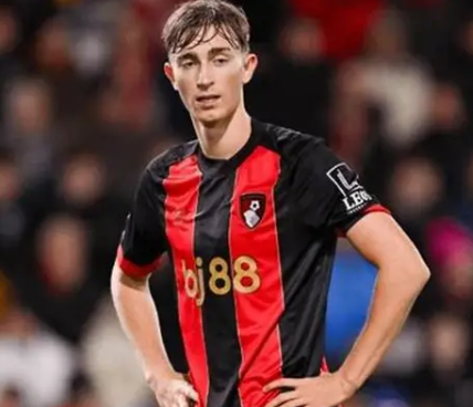 皇馬戰(zhàn)平埃爾切，赫伊森處子球閃耀賽場