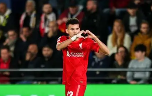 迪亞斯：拜仁鋒線上的全能“利刃”