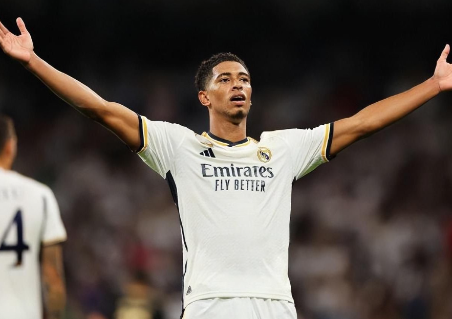 貝林厄姆：<a  style='color: blue;'>皇馬</a>陣中的關(guān)鍵驅(qū)動者與戰(zhàn)術(shù)多面手