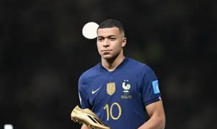 西甲皇馬客戰(zhàn)赫羅納，姆巴佩進球被吹引裁判專家解讀